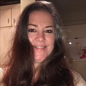 Meet your Posher, Karissa