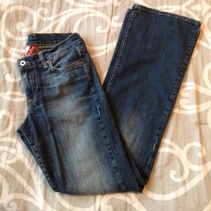 Lucky Jeans ☘️