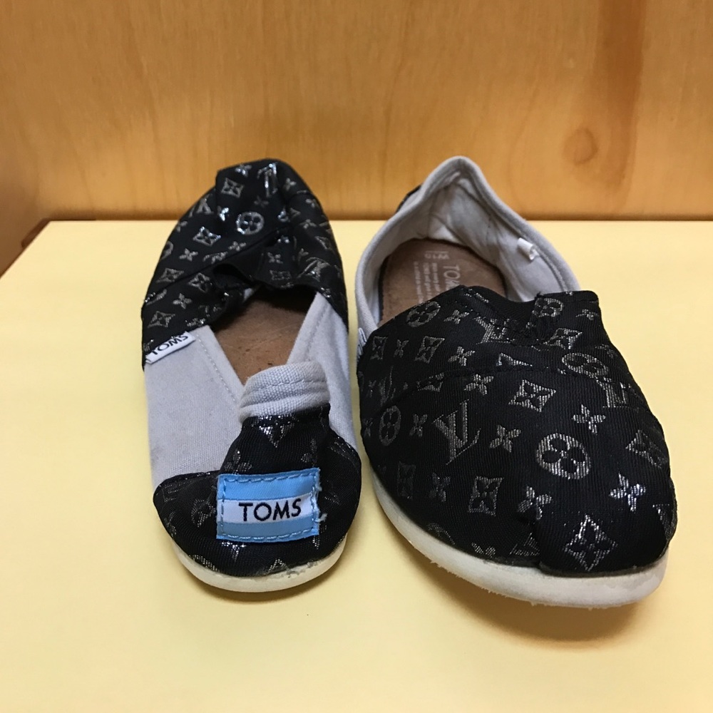SIZE 10W TOMS