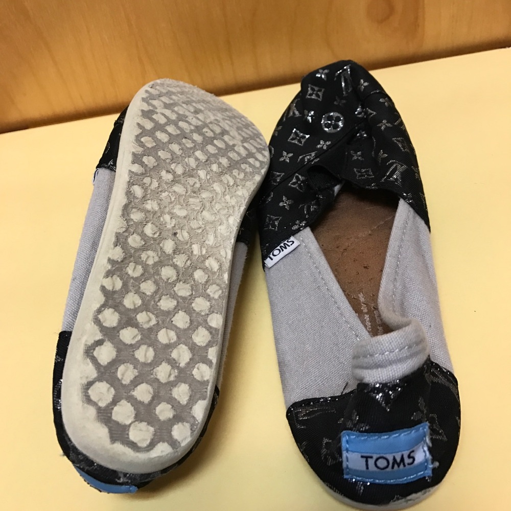 SIZE 10W TOMS - Picture 3 of 3