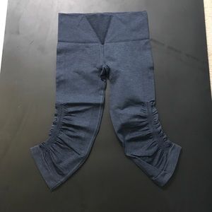 Lululemon in the Flow Crop