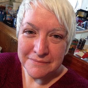 Meet your Posher, Lucyjo