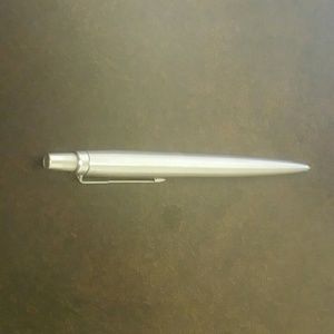 Meet your Posher, Bill