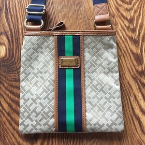 Tommy Hilfiger purse