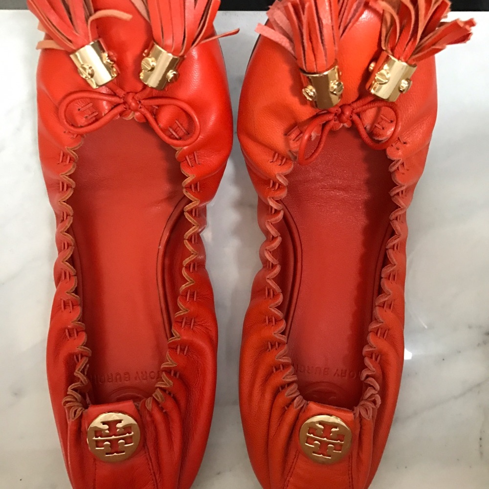 Tory Burch classic orange tassel flat