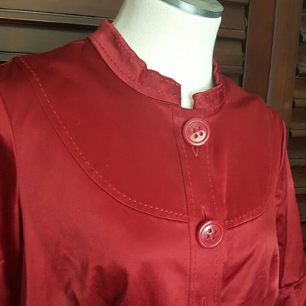 ELLE Red Crop Top Jacket - Picture 2 of 3