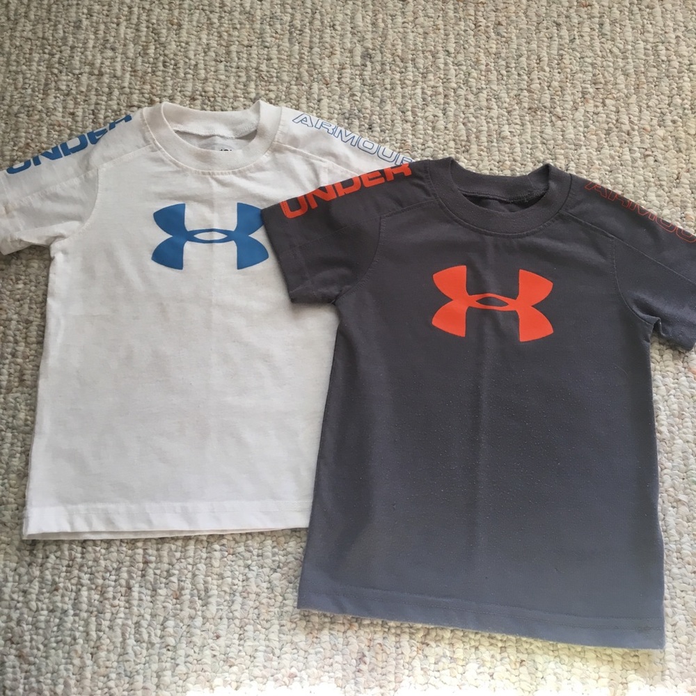 Bundle of two Underarmour tshirts