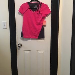 Athletic tshirt with matching headbands