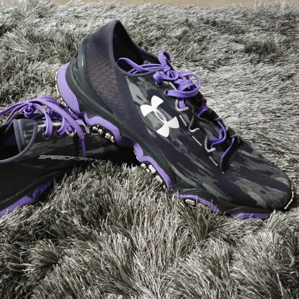 Under Armour Speedform XC running shoe