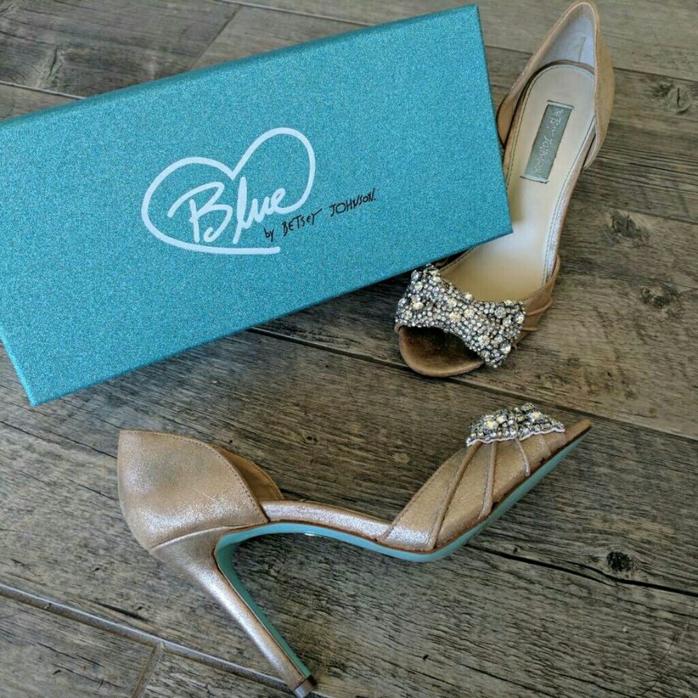 Betsey Johnson Heels size 7.5