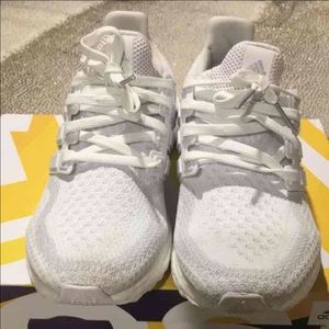 Triple white womens adidas ultra boosts