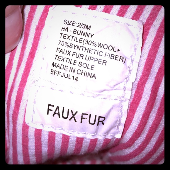 Hanna Andersson Bunny Slippers Size 2/3M - Picture 2 of 5