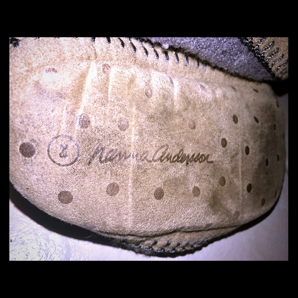 Hanna Andersson Bunny Slippers Size 2/3M - Picture 5 of 5