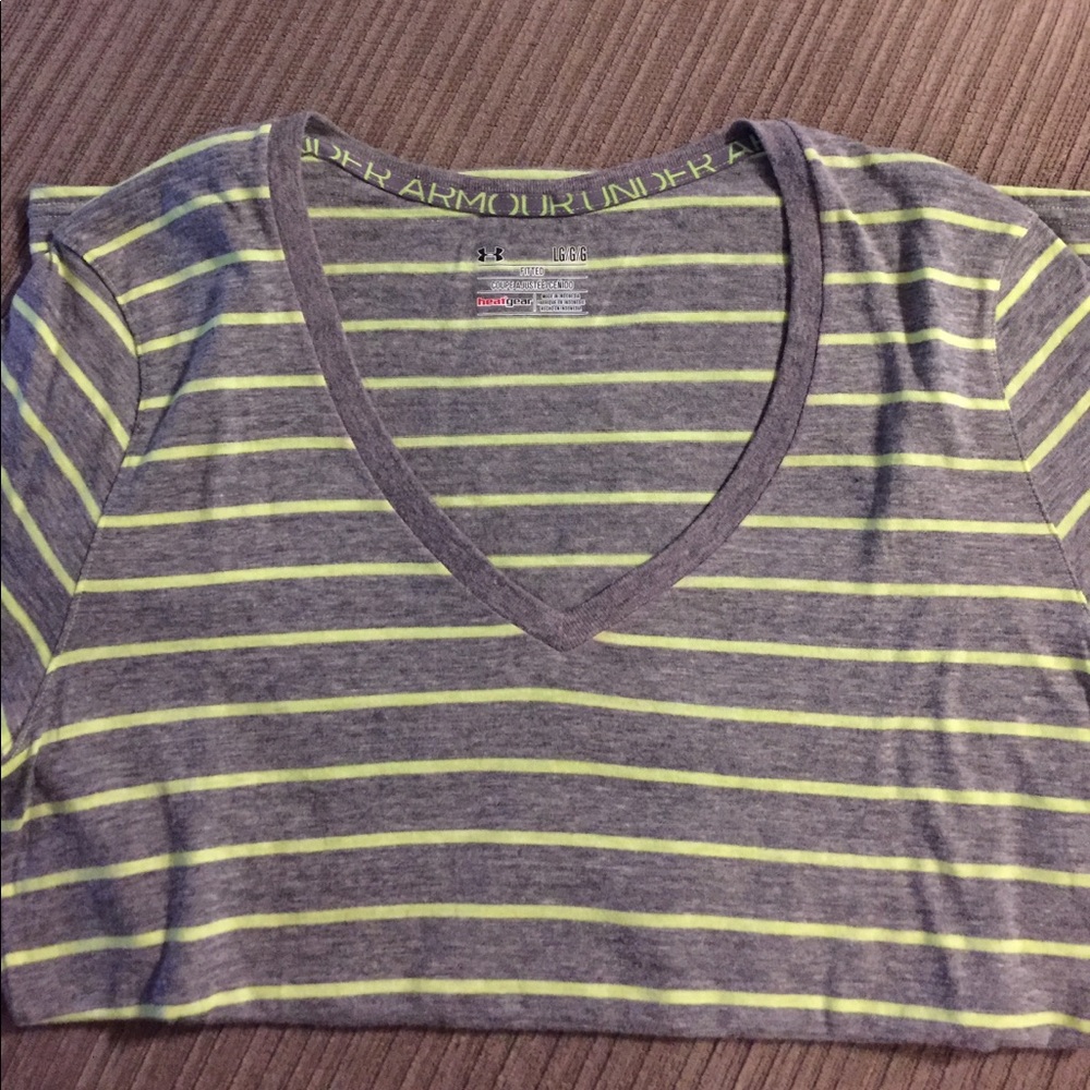 Under Armor tee