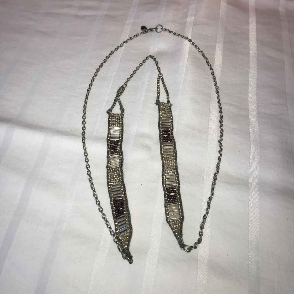 AEO silver and purple beaded necklace