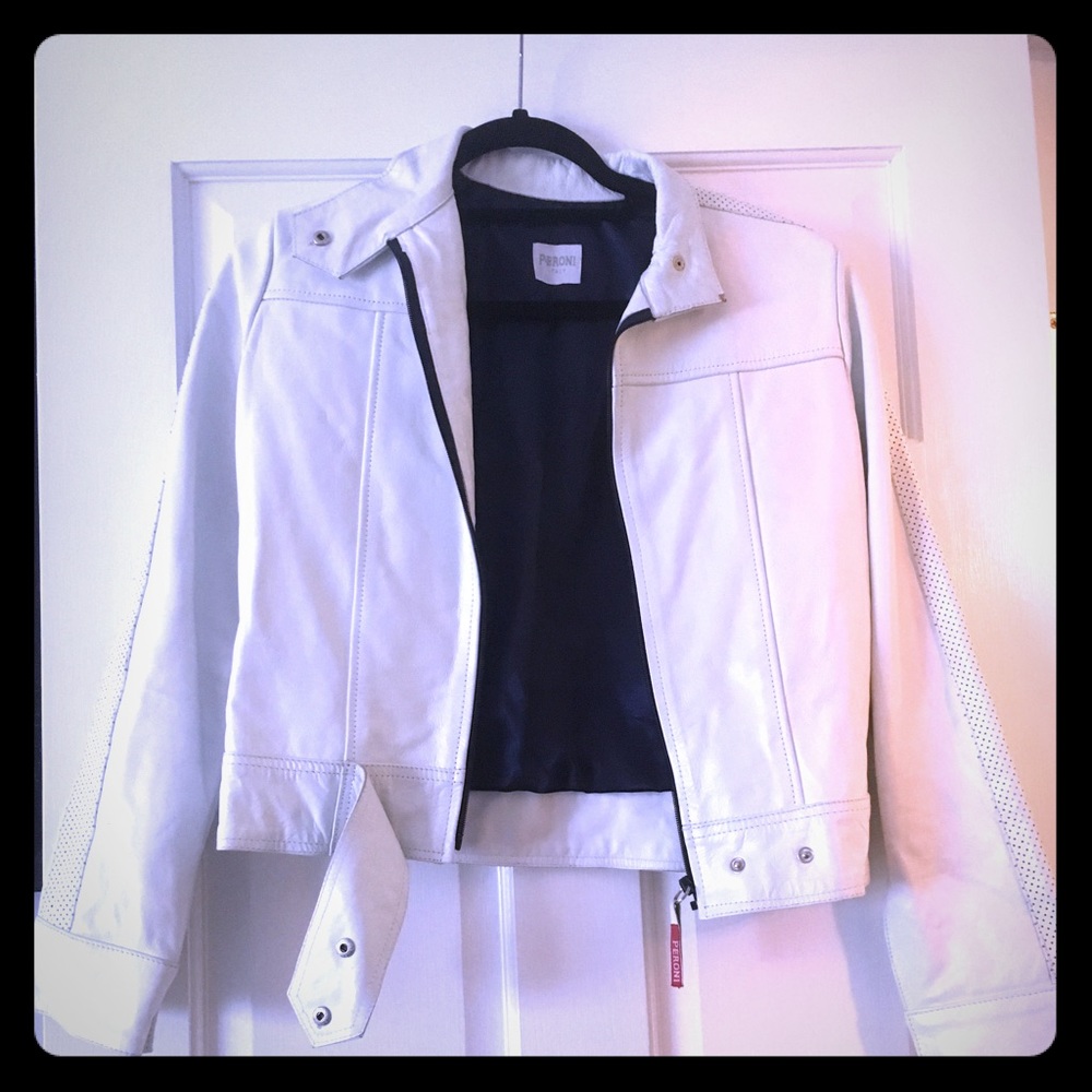 Beautiful white leather jacket PERONI