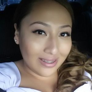 Meet your Posher, Yanira