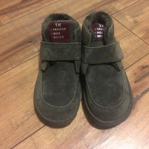 Toddler boy or girl warm weather shoes