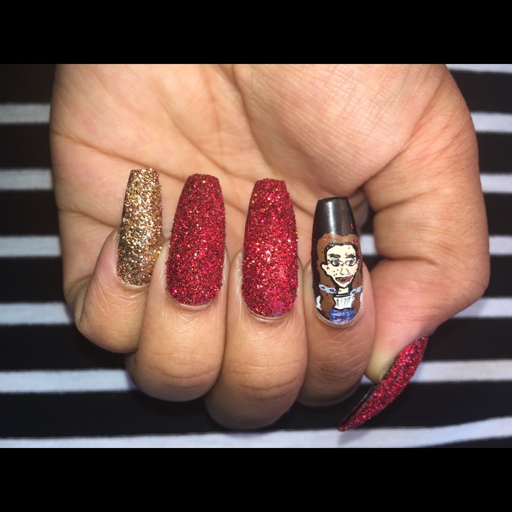 Medium 10 piece press on nails