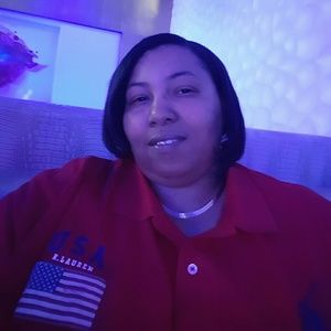 Meet your Posher, Pamela