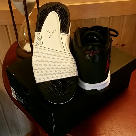 Sold - Picture 4 of 6