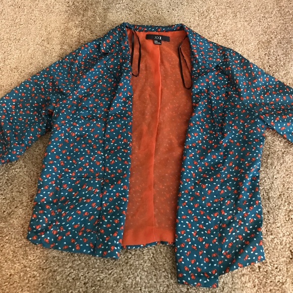 Forever 21 Pattern Jacket - Picture 3 of 3
