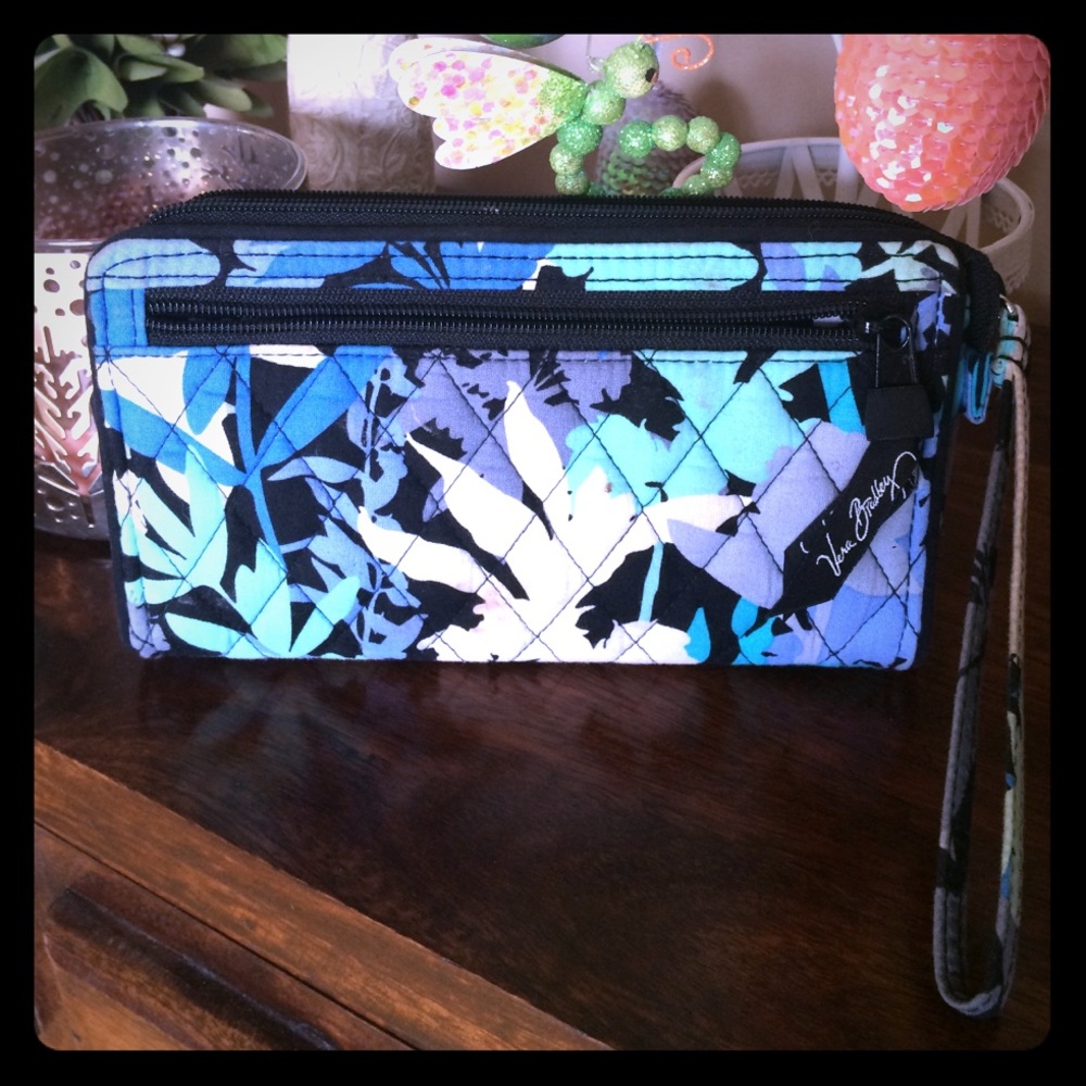 Vera Bradley Large wristlet/wallet