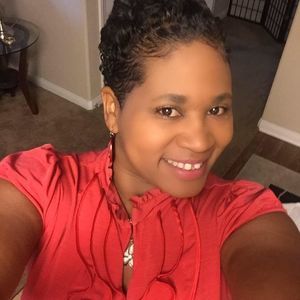 Meet your Posher, Ebony