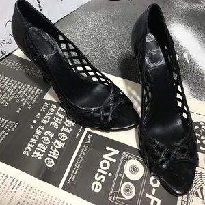 CHRISTIAN DIOR HEELS