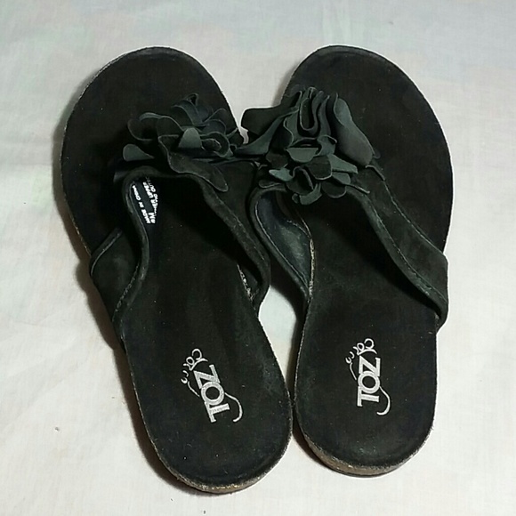 TOZ Sandals Black 8 M Leather Thong T-strap - Picture 4 of 4