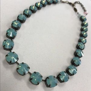 Shades Manhattan Sabika choker