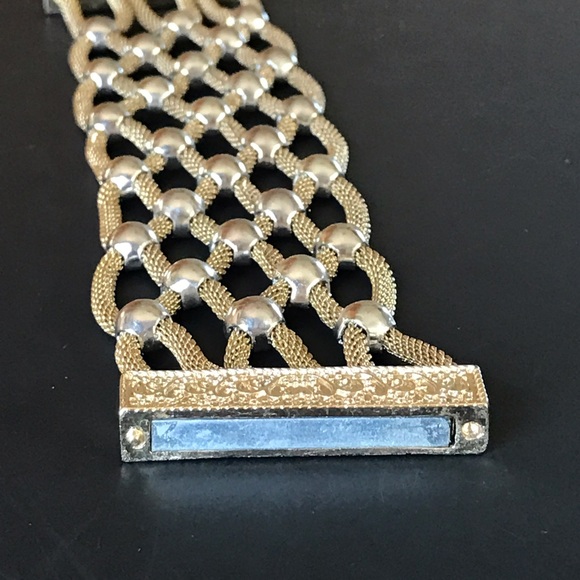 Goldtone Mesh 7.5” Bracelet w Silvertone Accents - Picture 6 of 6