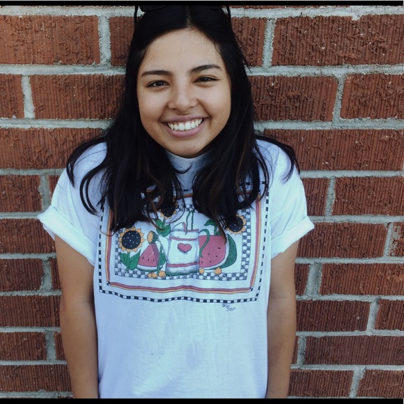 Meet your Posher, Michelle - Picture 1 of 1