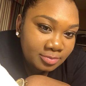 Meet your Posher, Natasha