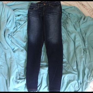 American Eagle medium-dark denim wash, skinny jean