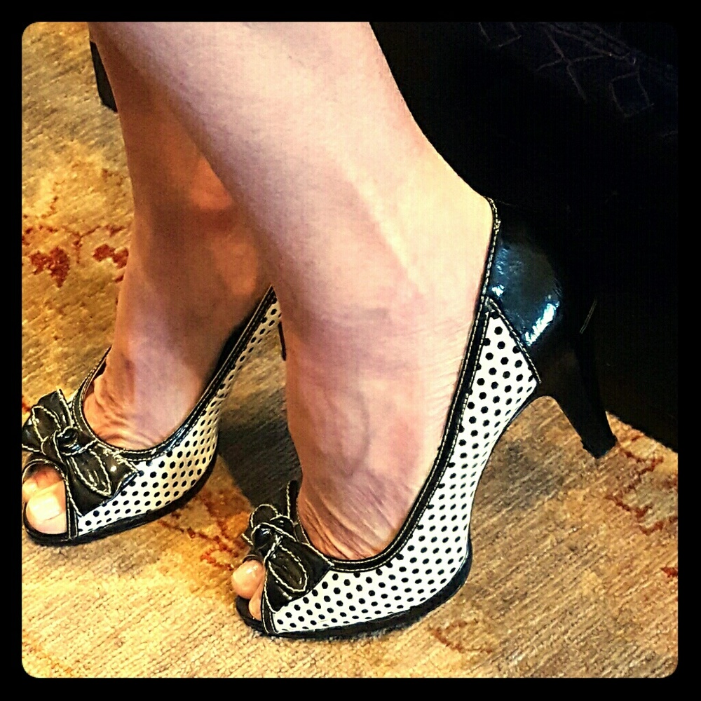 Hardly worn Tiffany shoe by Bongo