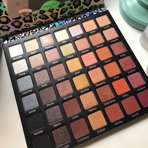 Violet voss palette