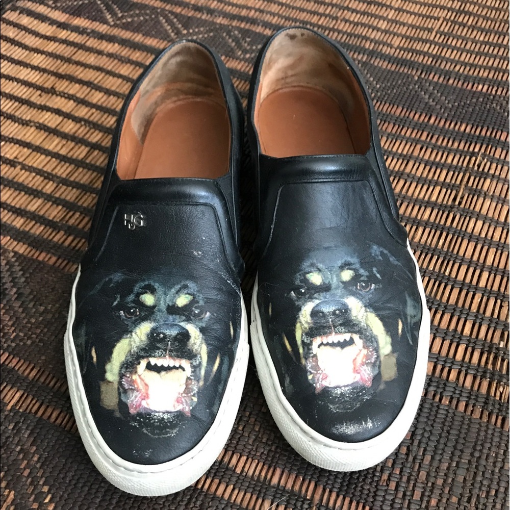 Authentic givenchy Rottweiler sneakers