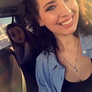 Meet your Posher, Leeann