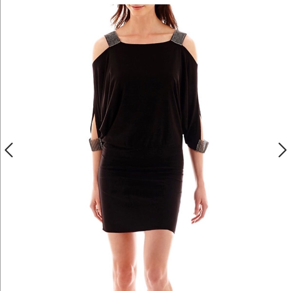 Hot black dress!