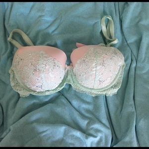 Victoria Secret bra