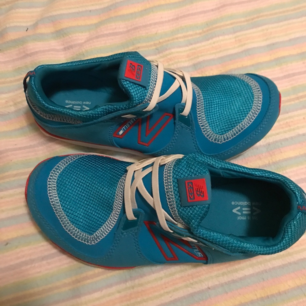 Shoes - Picture 2 of 3