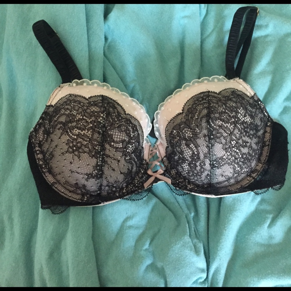 Victoria Secret bra