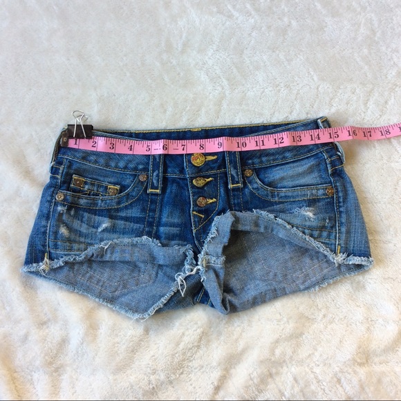 True Religion Cut-off Jean Shorts S--26 PRICE DROP - Picture 7 of 7