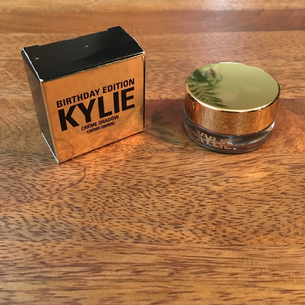 ✨Kylie Cosmetics Creme Shadow✨