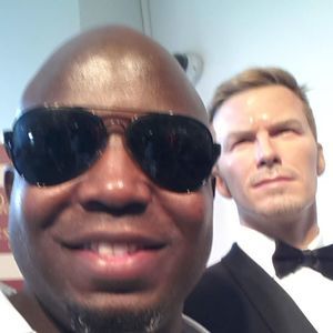 Meet your Posher, Carlos