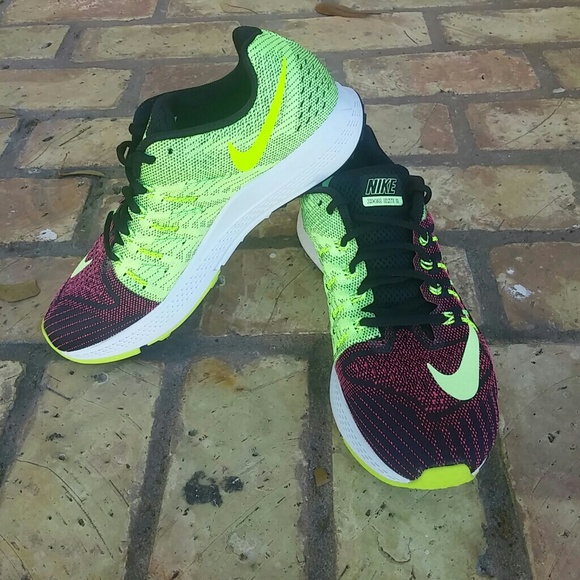 Nike Shoes - NWOT Nike Zoom Elite 8