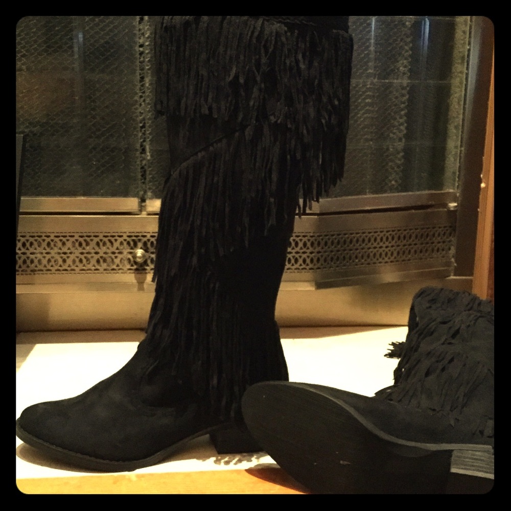 Fringe boots!