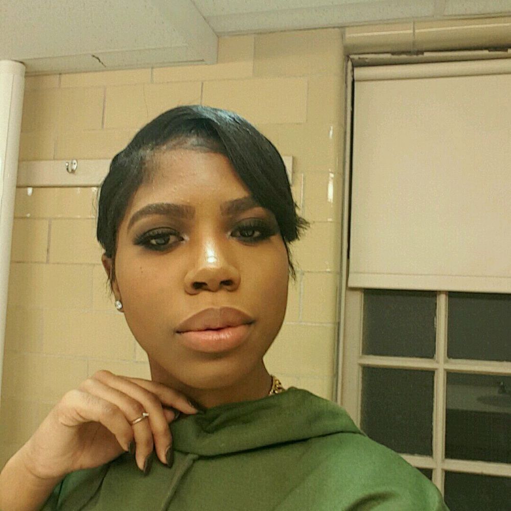 Meet your Posher, Brittany