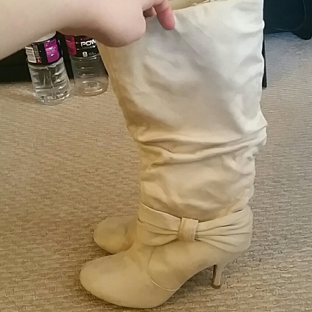 Tan suede mid-calve boots
